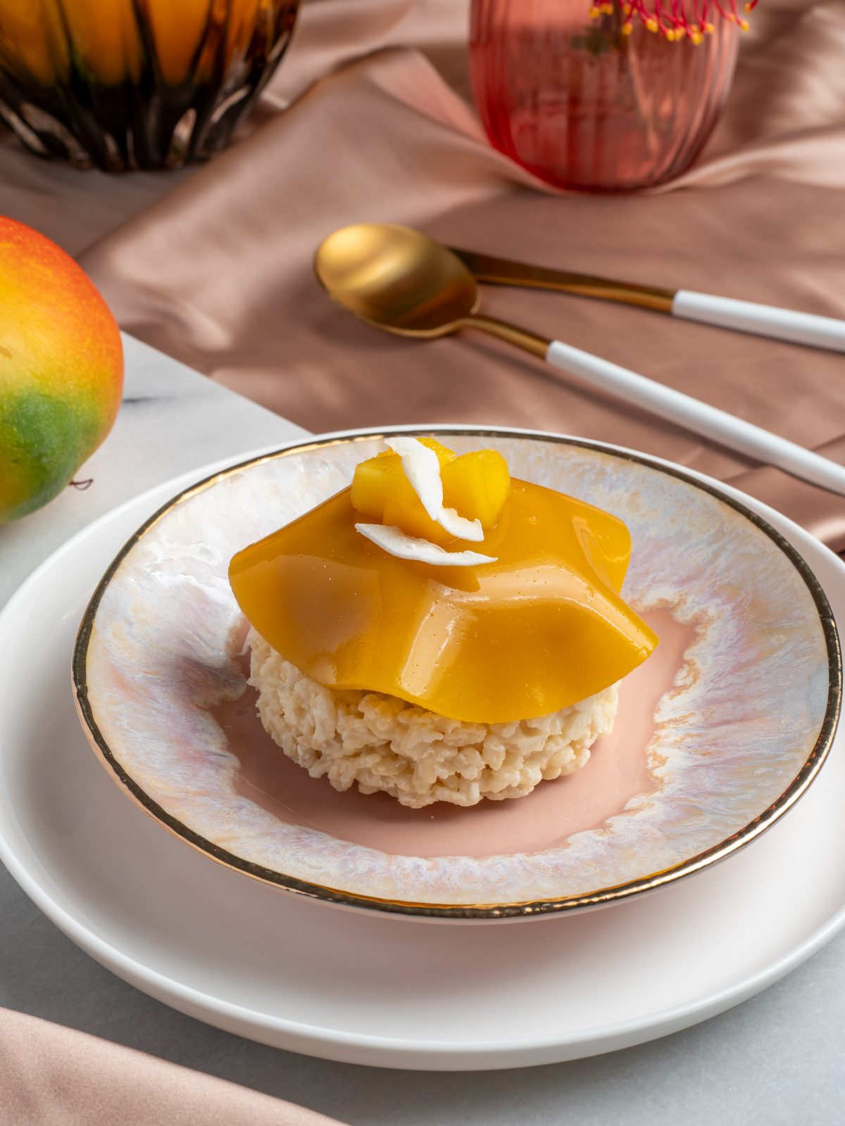 Mango sticky rice entremet