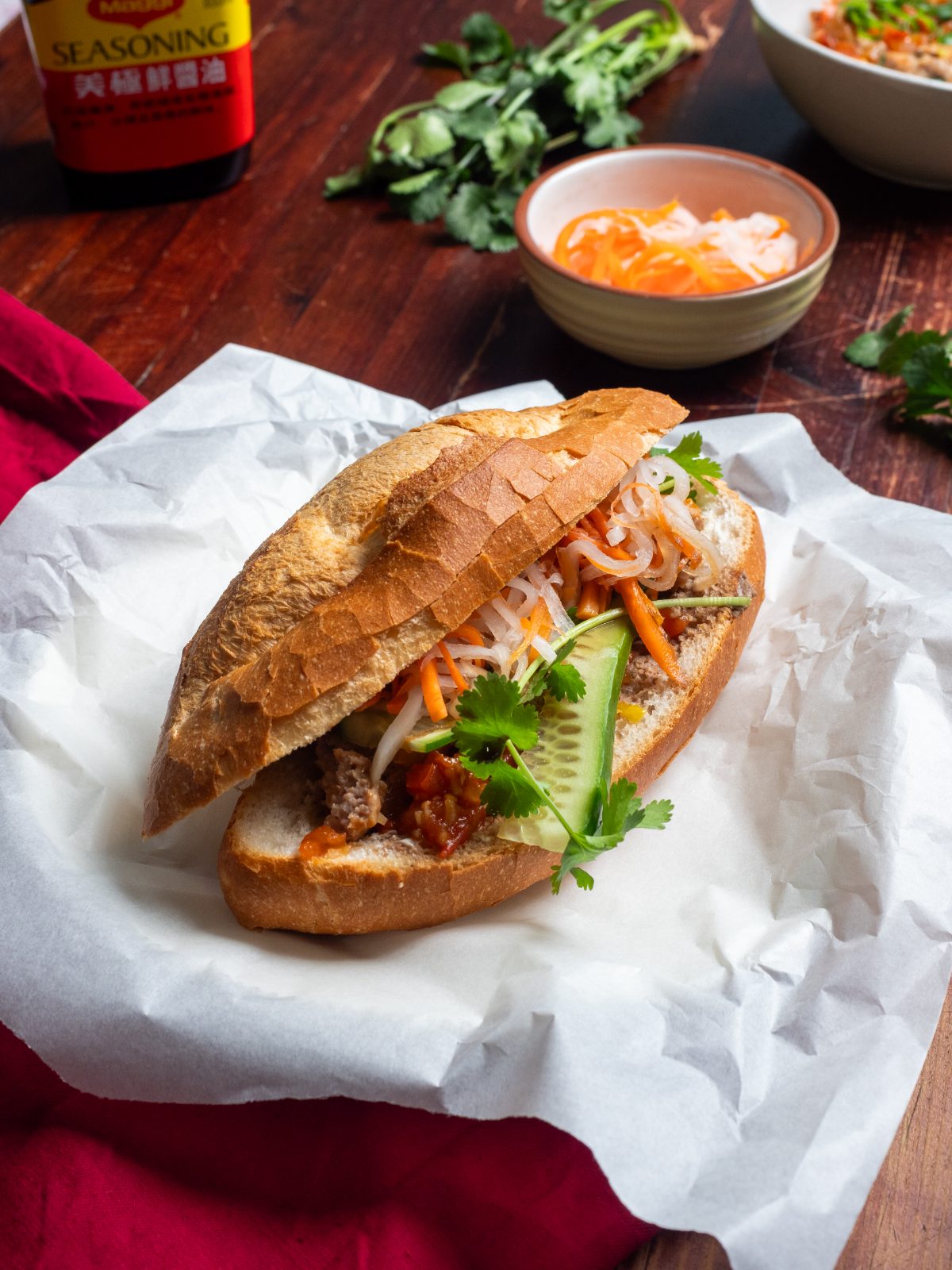 Banh mi xiu mai on paper